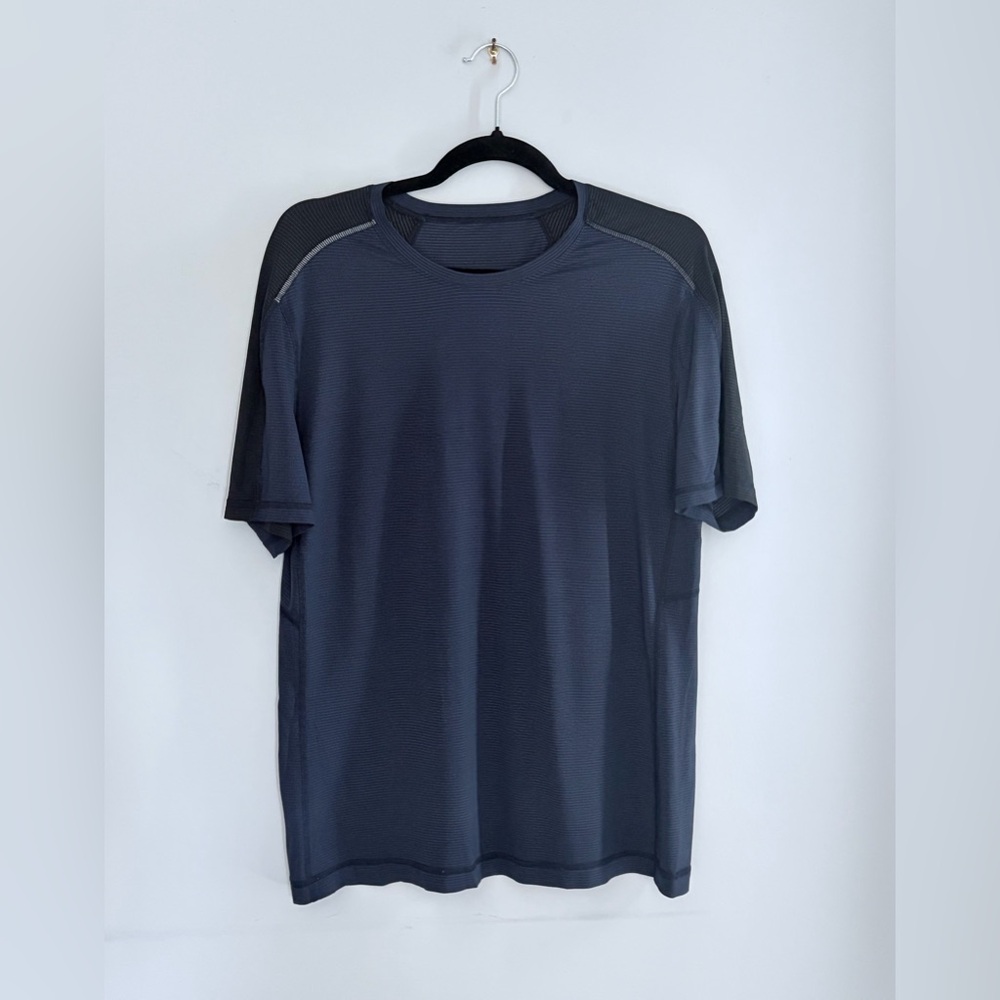 Lululemon Womens Short Sleeve Running Training Athletic Tee